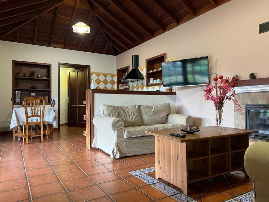 Rustic House La Montana Villa Breña Baja Dış mekan fotoğraf